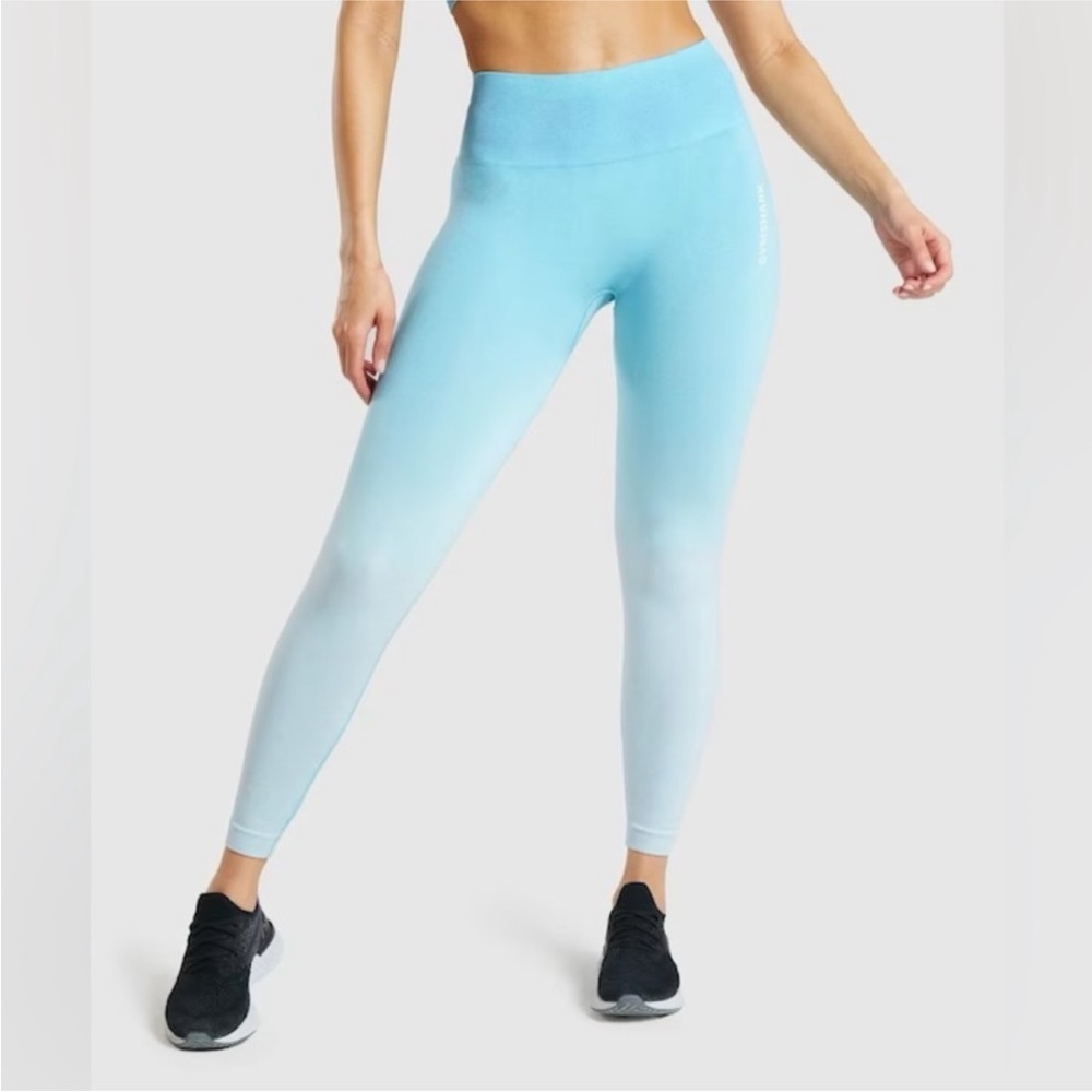 Gym shark workout leggings. Light blue ombré. Seamless. Size medium. New.